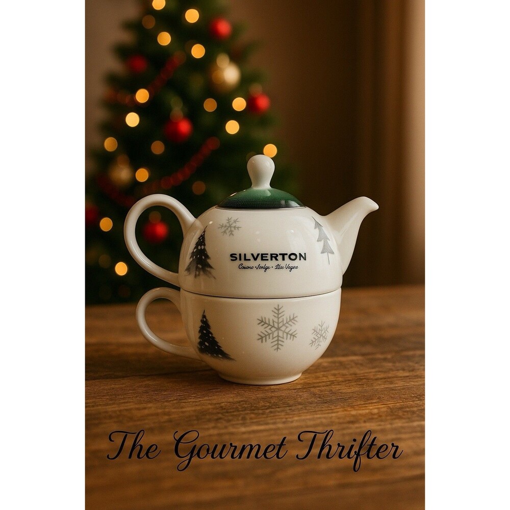 Silverton Casino Tea For One Ovente NIB Teapot, Cup Saucer Winter Christmas